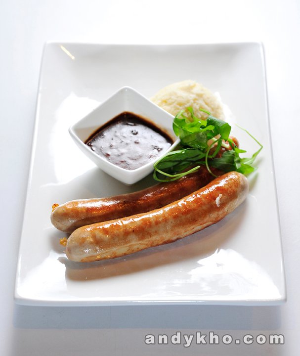 165792_163649053681570_123911204322022_299585_4164286_n