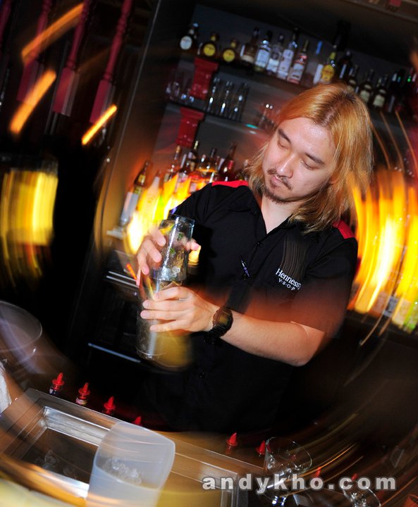 169086_163648703681605_123911204322022_299574_5988427_n