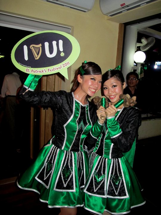 184918_198344830194874_118721654823859_670170_7660218_n