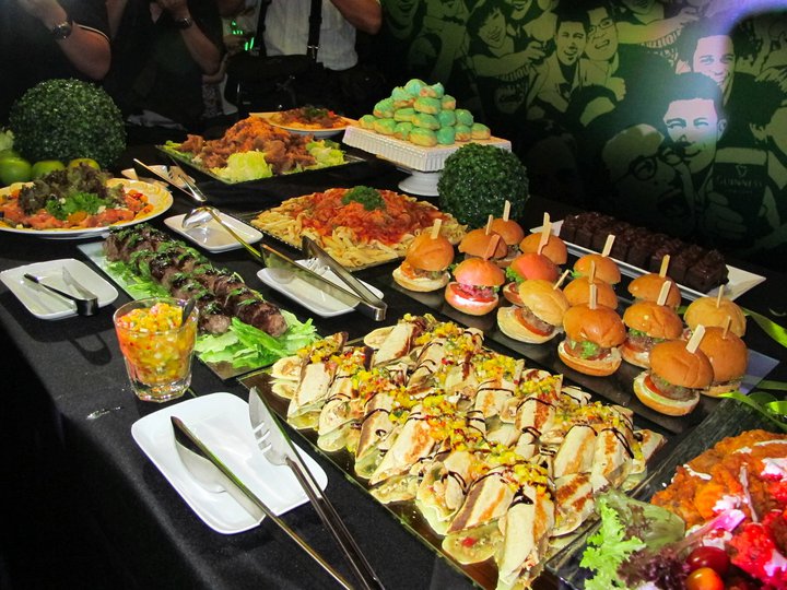 189930_198344810194876_118721654823859_670168_7987947_n