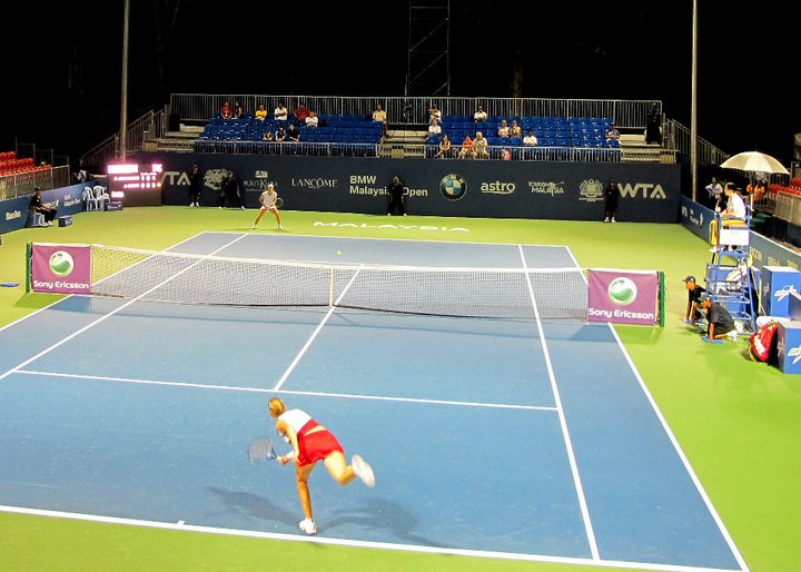 190467_10150191709520278_760560277_8720556_7194723_n