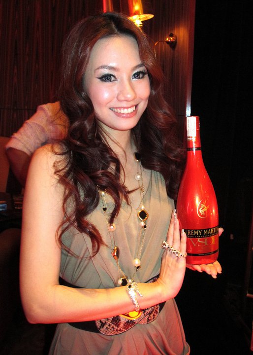 199602_203256926370331_118721654823859_704487_6403804_n