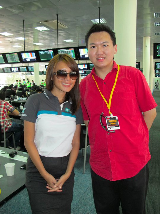 254469_227400830622607_118721654823859_872630_6391023_n