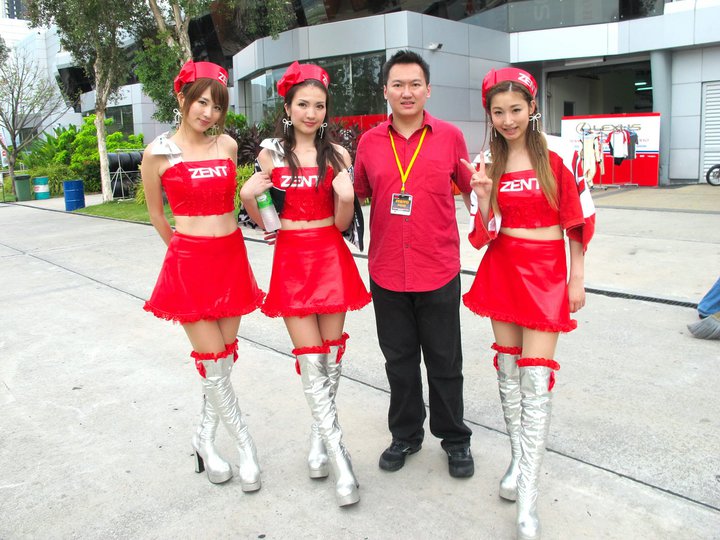 255025_227405260622164_118721654823859_872708_957100_n