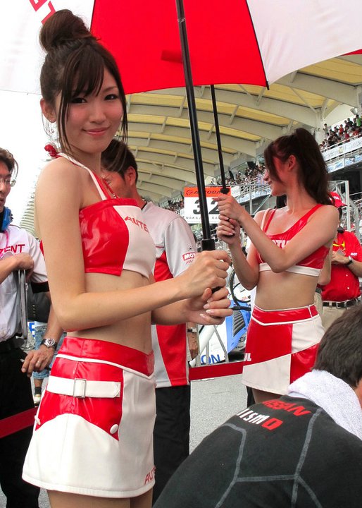 255169_227402923955731_118721654823859_872663_4316537_n