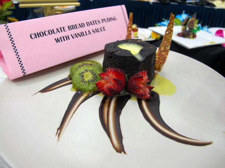 309280_10150449762180278_760560277_10877607_459748311_n