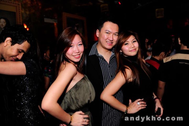 313478_295871630442193_118721654823859_1102378_659832118_n