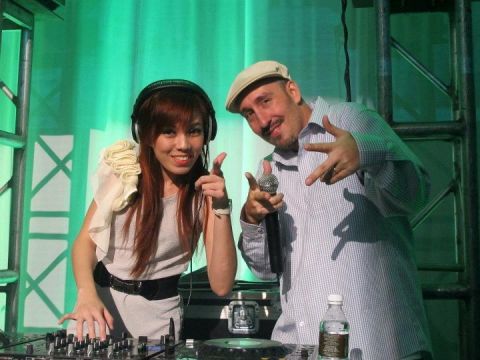 393320_280907618622379_123911204322022_758844_1195924161_n