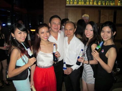 403194_329105840452105_118721654823859_1193655_16056974_n