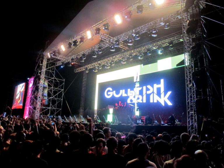 58786_439293579450448_71075913_n