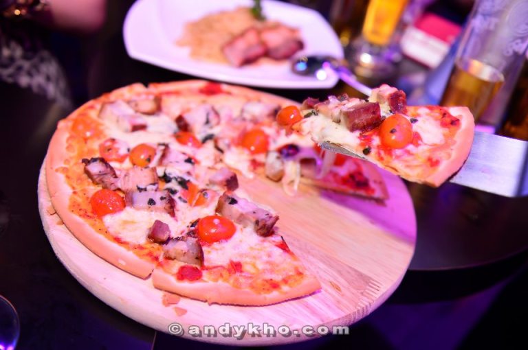 29632_454123607967445_220466916_n