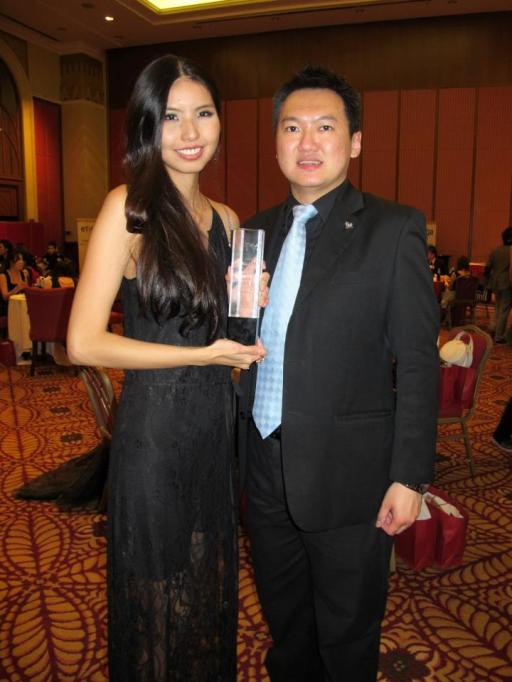 397097_462288320484307_1607896479_n