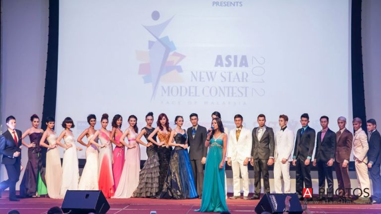 418718_469294343117038_454188341_n