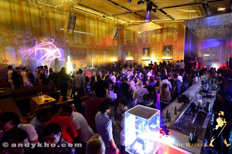 598532_463659520347187_1345505195_n