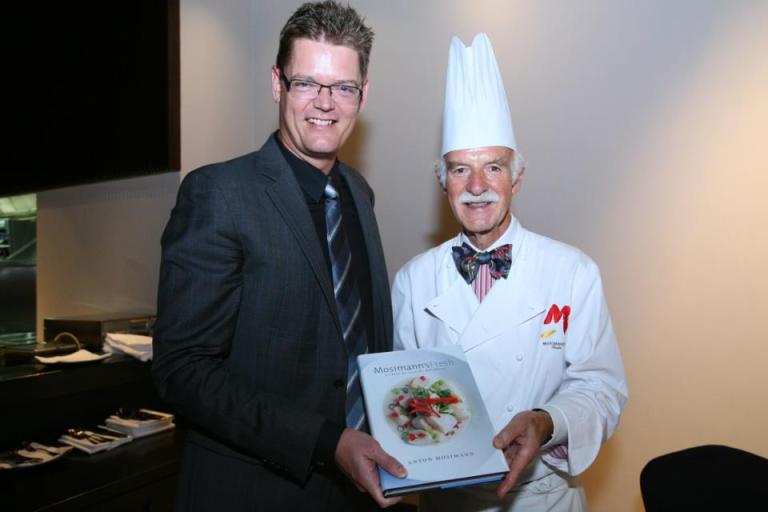 MD of Carlbserg Mlaaysia Soren Ravn was presented with Chef Anton's Cuisinne Naturalle recipe book