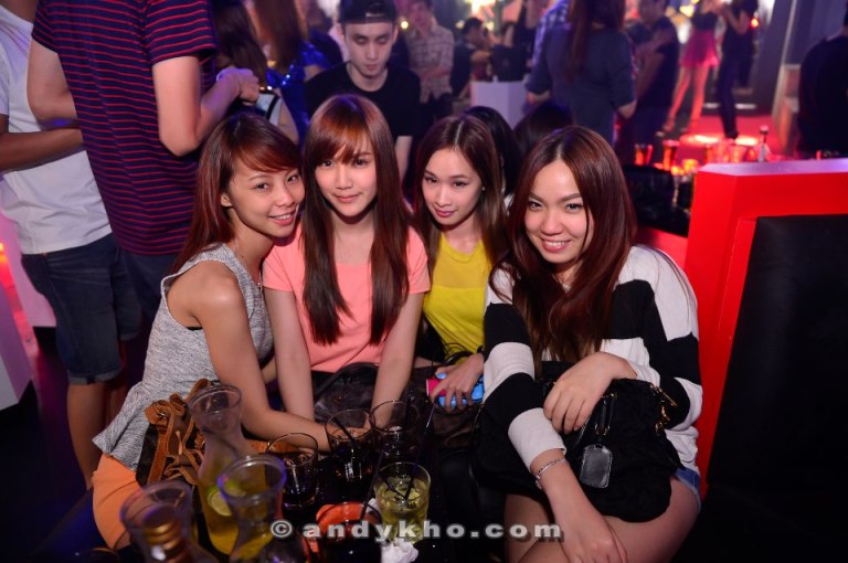 MHB's Nana and Natalie with their friends