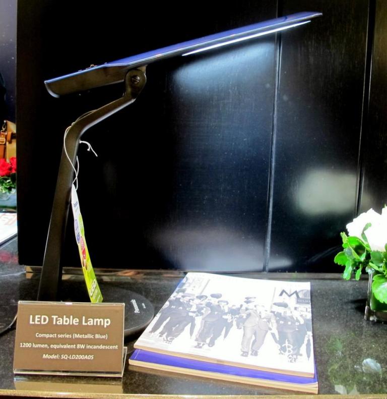LED Table Lamp SQ LD200 A 