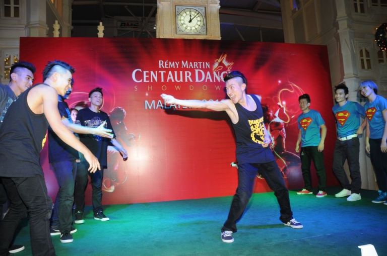 Remember the movie Step Up where rival; dance groups challenge each other on the dance floor? Well it was something like that!