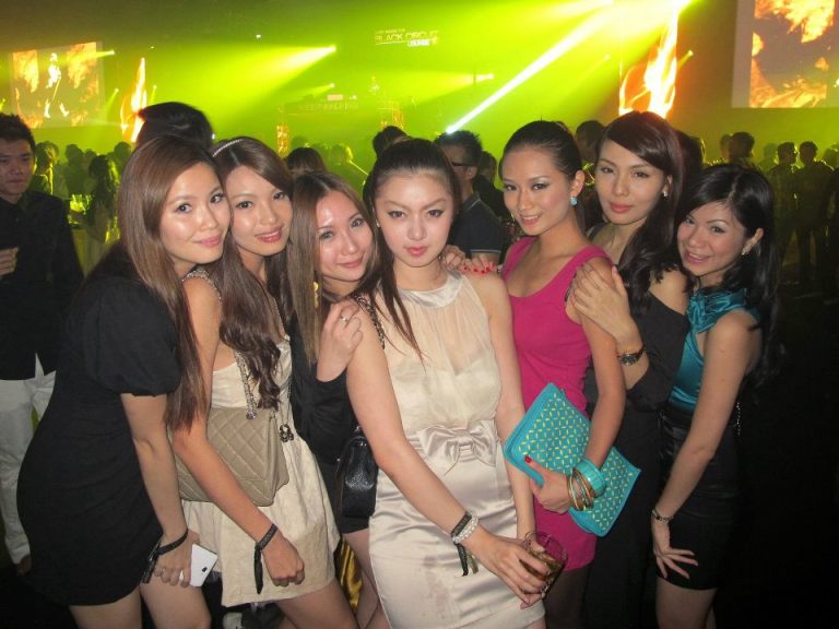 Johnnie Walker Black Circuit Lounge - March 2012