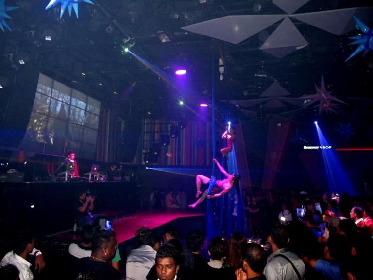 74897_479564845423321_397816335_n