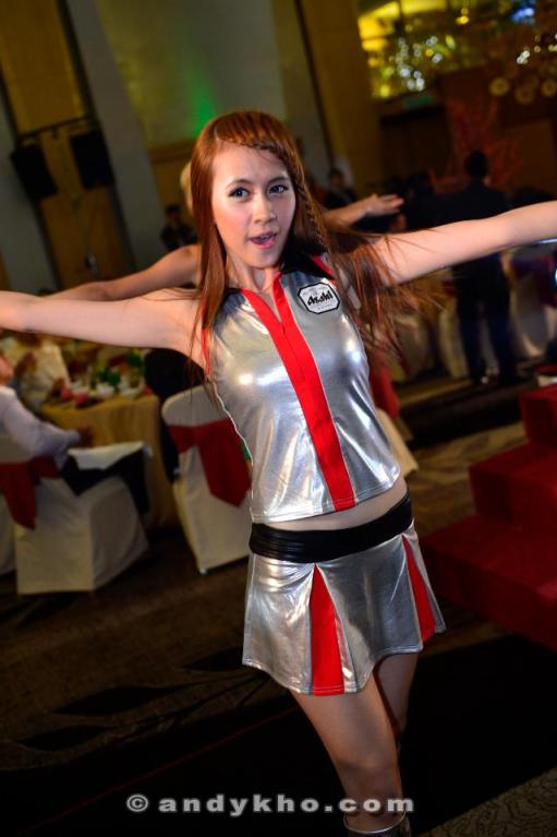 One of the performances featured dancers dressed up in the Asahi, Kronenbourg and Somersby uniforms dancing among the tables flash mob style!