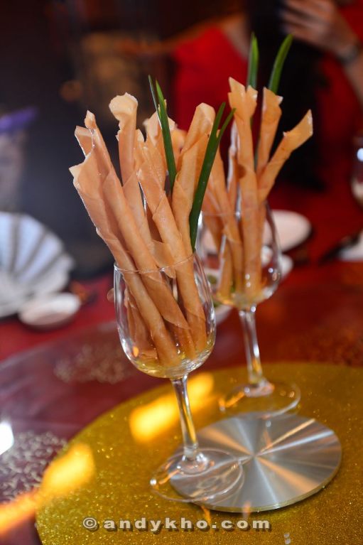 5508_484325031613969_1804564921_n