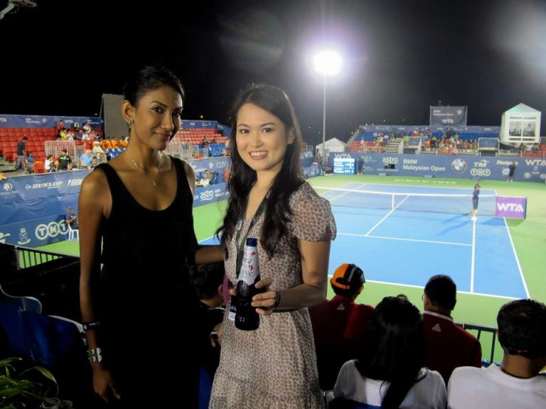 We got VIP seats right next to the guests of honour (some ministers/ datuks) courtesy of Keonenbourg 1664!