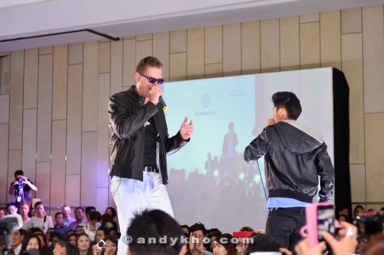 Carlsberg MD Soren Ravn rapping on the runway with Malaysian beatboxer Shawn Lee