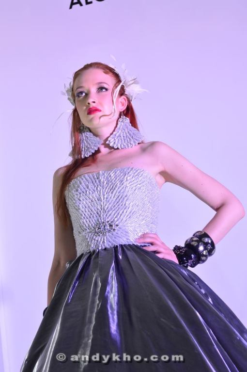 481928_510240349022437_2122732807_n