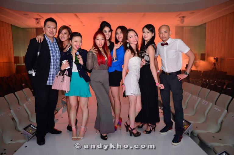 482384_510276772352128_674142066_n