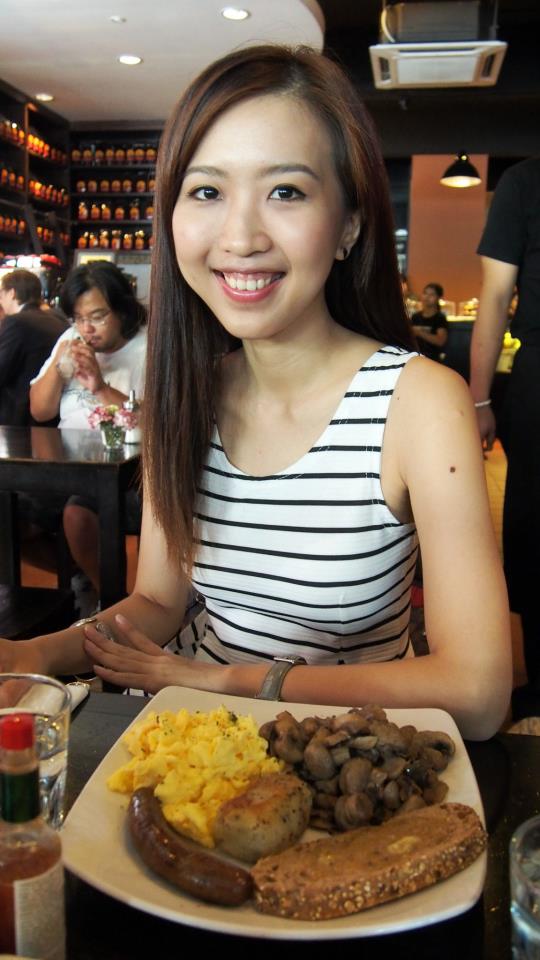 529897_10151759663655278_1690833590_n