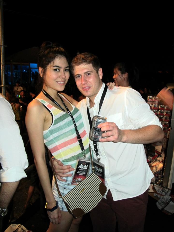 64134_592985914064095_1280219683_n