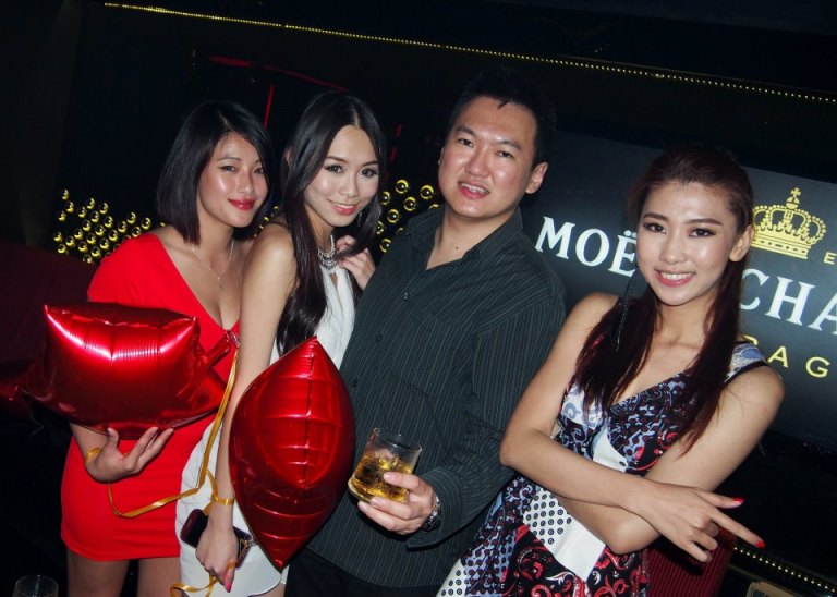 Everyone was having a good time and enjoying the performances