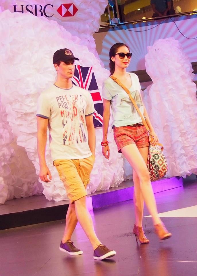 392933_517046088341863_803110859_n