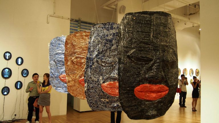 894727_602802893082397_152570744_o