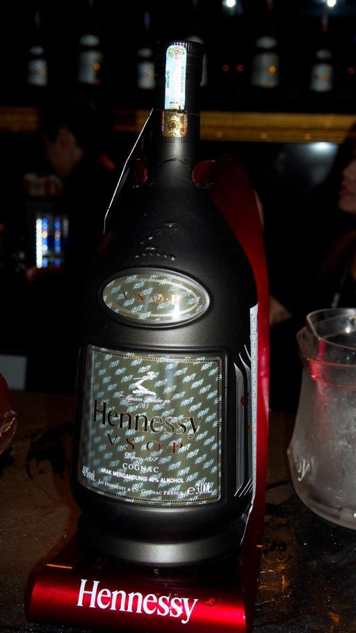 901842_512850588761413_1076530072_o