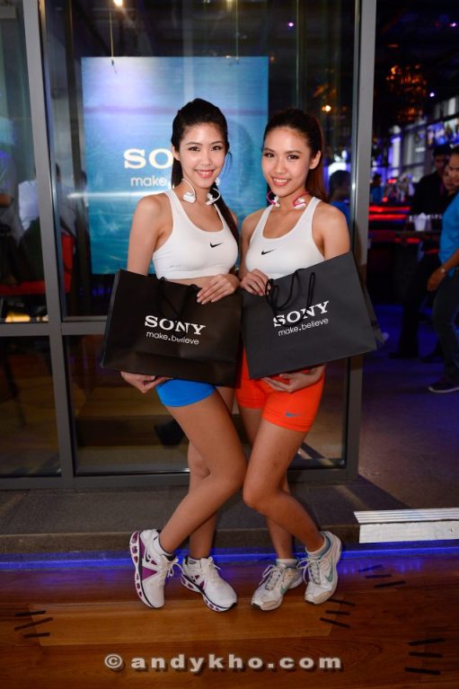 My favourite freelance promoter Estelle (L) at the entrance to Mai Bar. Male guests got a pair of swimming trunks while girls got a wrap-around.