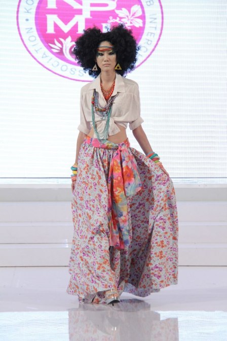 936443_527238837322588_1438831921_n