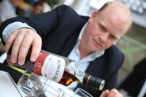 943543_523220487724423_1207676665_n