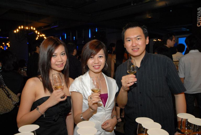 964457_10151915020660278_876238241_o