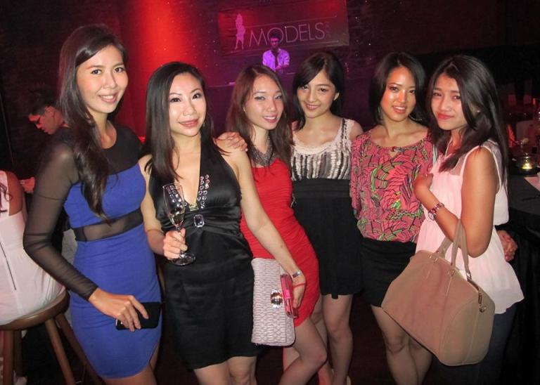 970838_530537416992730_1480651216_n