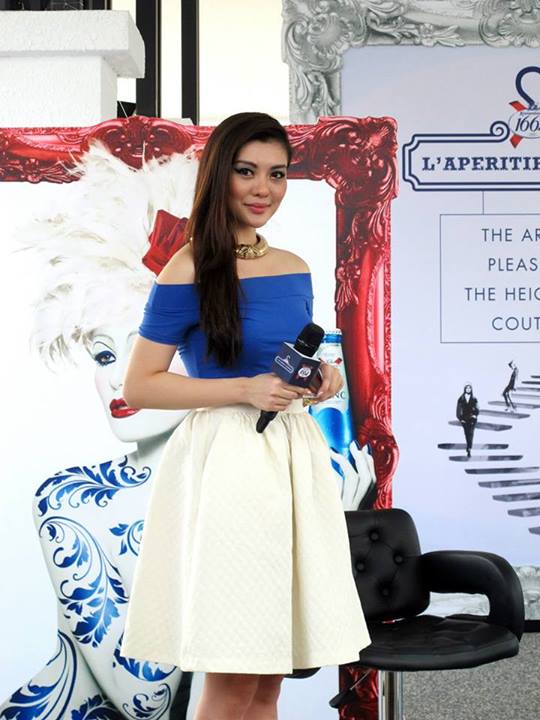 Miss Universe Malaysia 2013 Carey Ng was the MC for the event