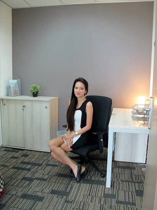 The single occupant office suite. Good for the lone ranger entrepreneur!