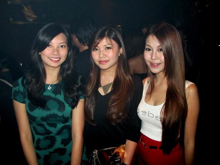MHB's Adrienne with Pearl and Jia En