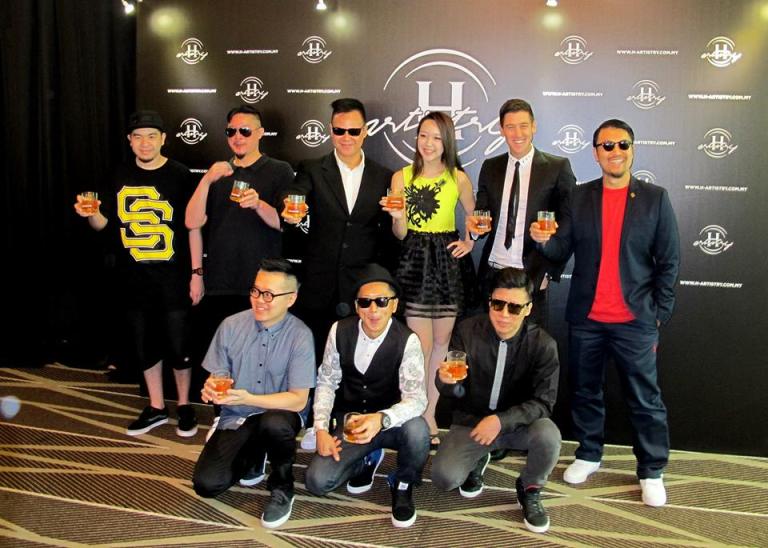 5761_535925233120615_970569732_n