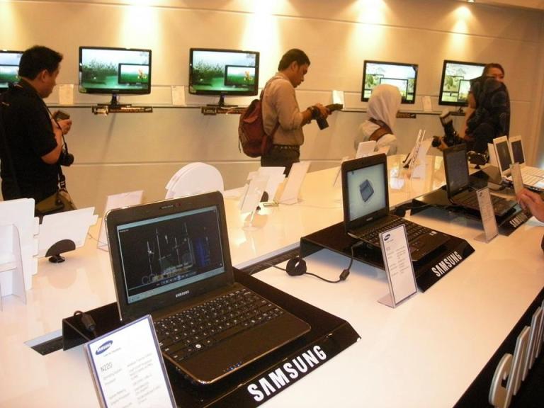 988503_10151938681730278_556641475_n