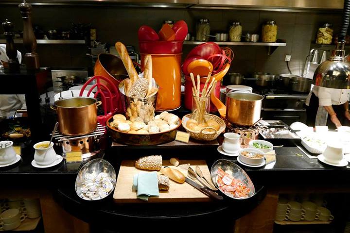 1003147_555471361166002_2003513451_n