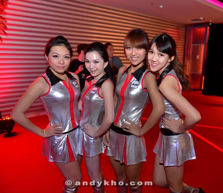 I think their uniforms are quite attractive and sexy!