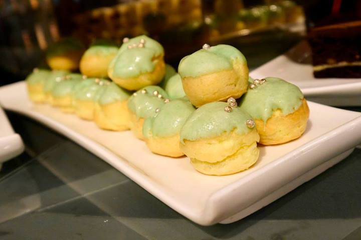 65317_555472561165882_1725500484_n