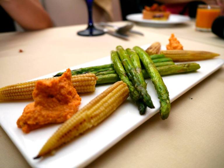 Grilled Asparagus with Romesco Sauce